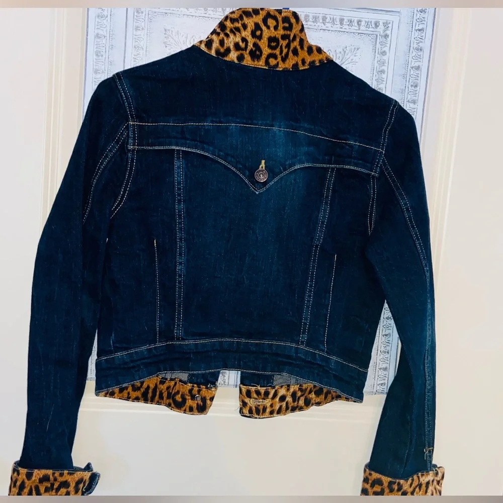VGU ”Wednesday” Girls Sz-M Jean Jacket🐆Leopard Accent Print-Color, Sleeve, Cuffs - Picture 8 of 16